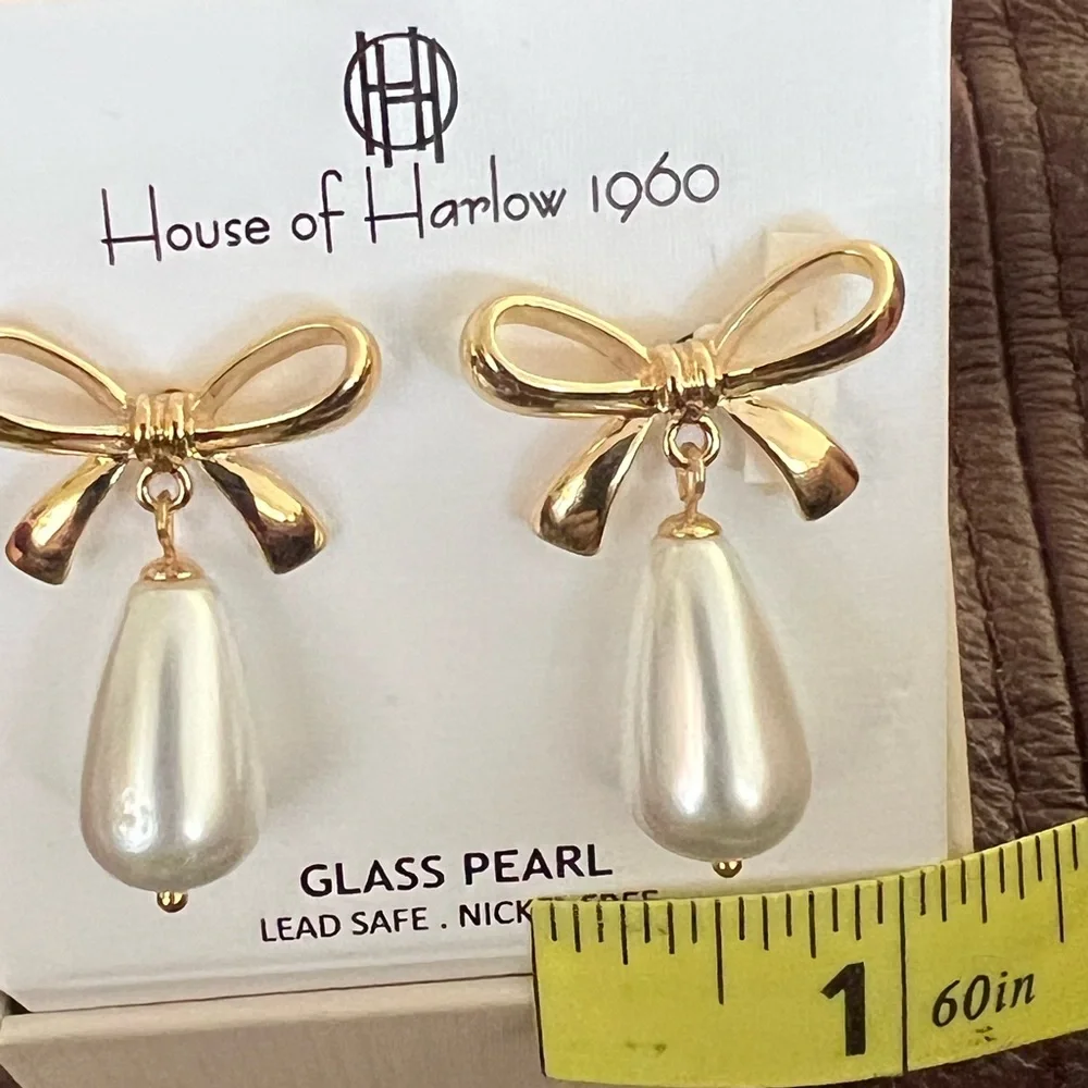 *Sold House of Harlow 1960 Glass Pearl Dangle Drop Earrings with Gold Bow Detail - Picture 6 of 13